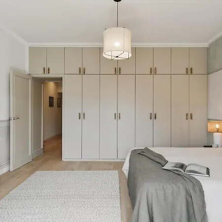 Rama - 3 Bedrooms And Terrace In Sant Gervasi Appartement