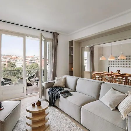 아파트 Rama - 3 Bedrooms And Terrace In Sant Gervasi *